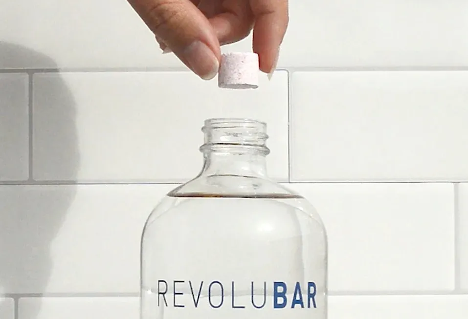 Bottle_refill_r_GIF - copie.webp